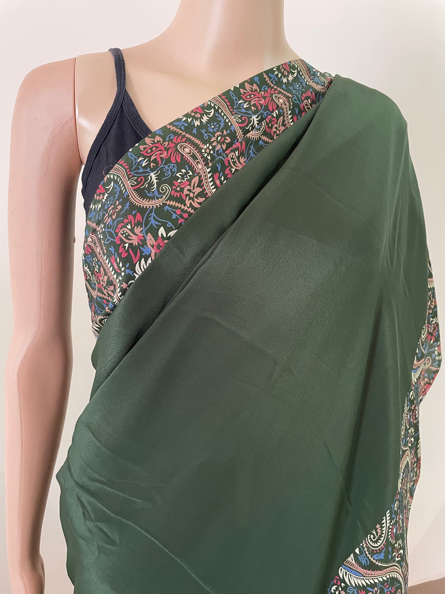 Plain Border Print Crepe Saree