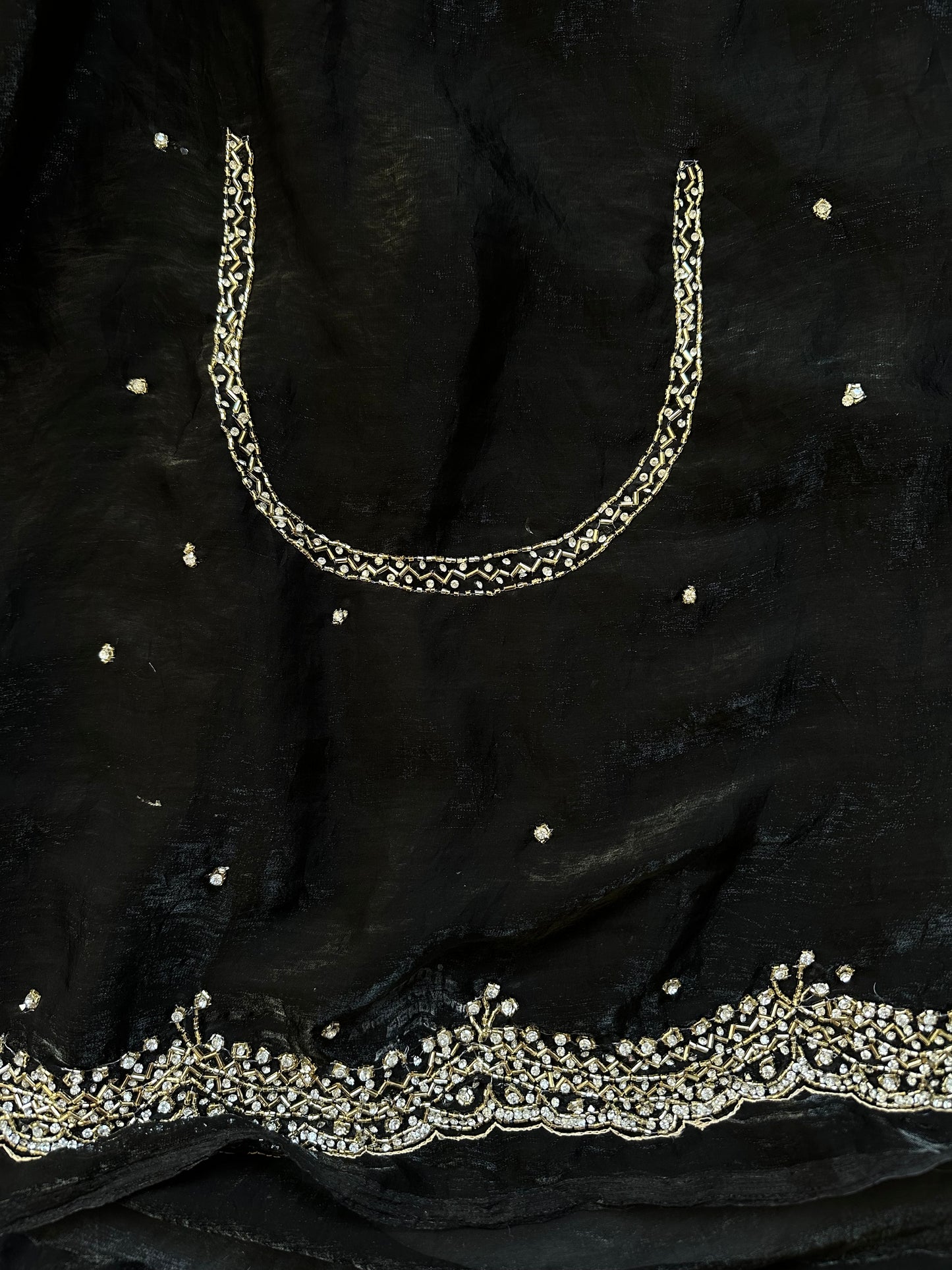 Heavy Border Designer Saree with Necklace Blouse