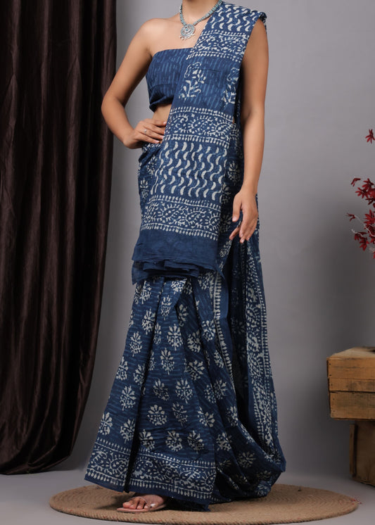 Neel Tara Fool Print Pure Cotton Indigo Saree