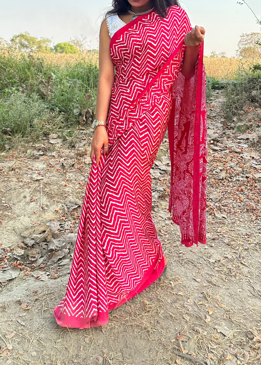 Lehariya Saree with Ajrakh Pallu