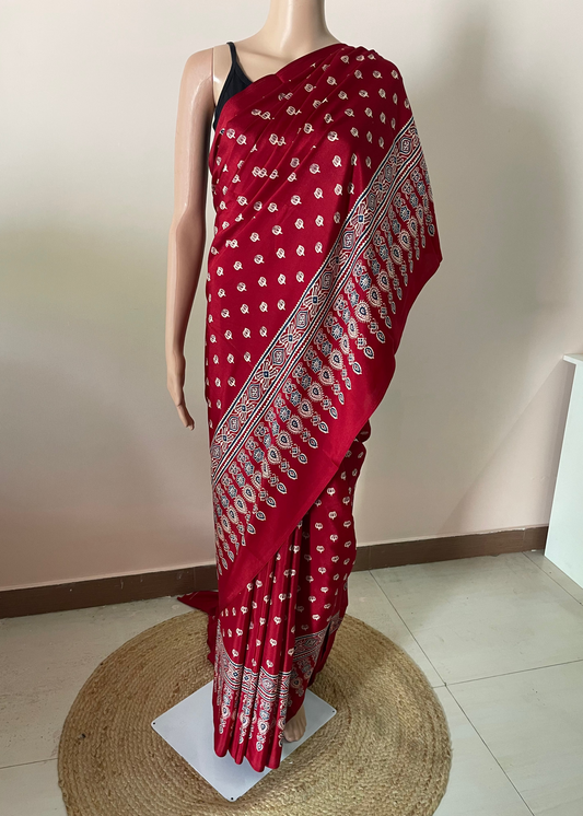 Ajrakh Pallu Booti Print Crepe Saree