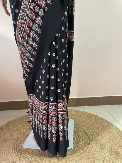 Ajrakh Pallu Booti Print Crepe Saree