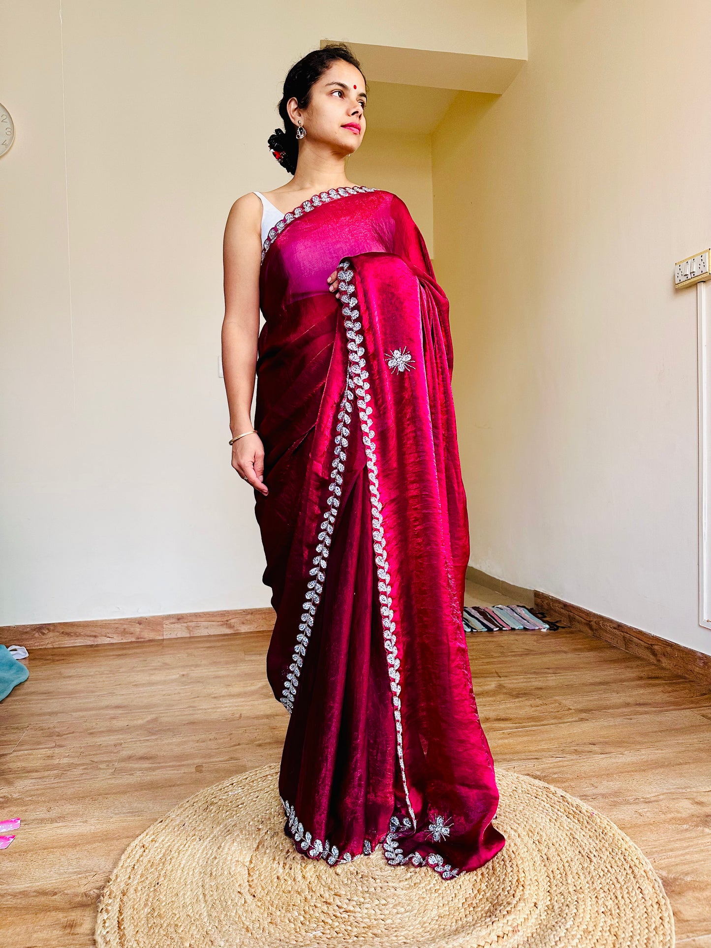 Diva Hand Work Tissue Saree