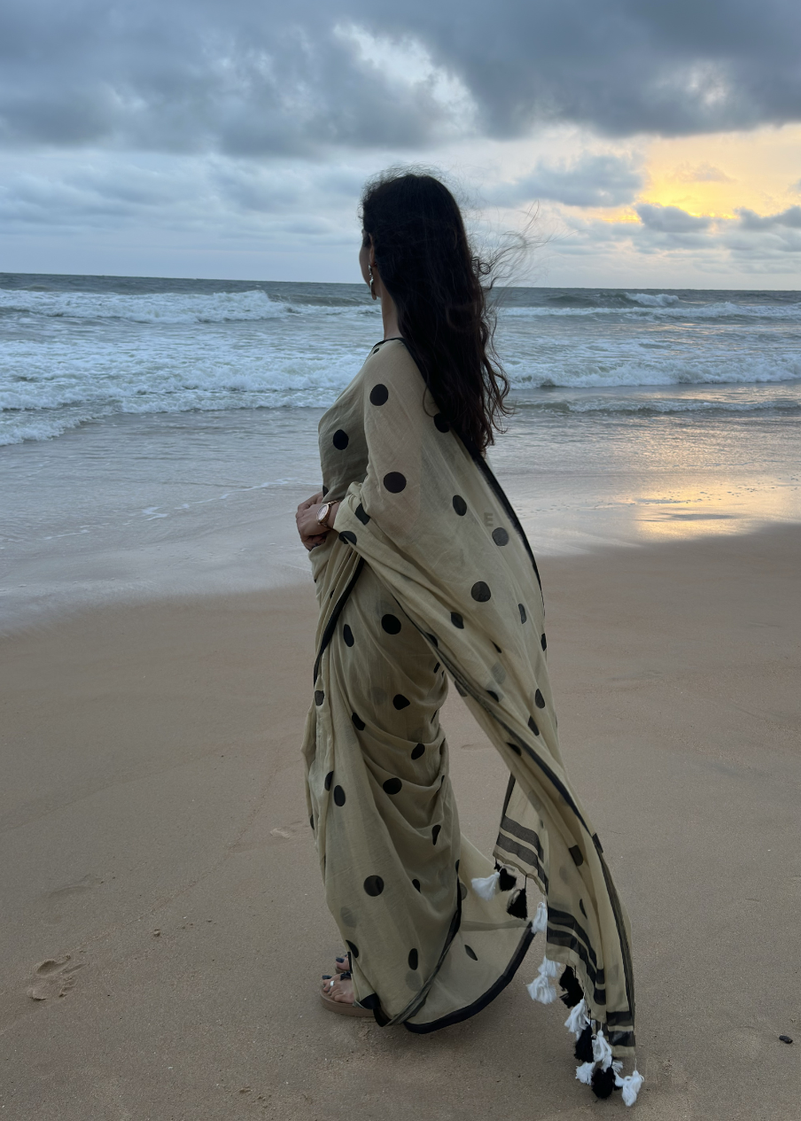 Manjari Polka Mul Saree