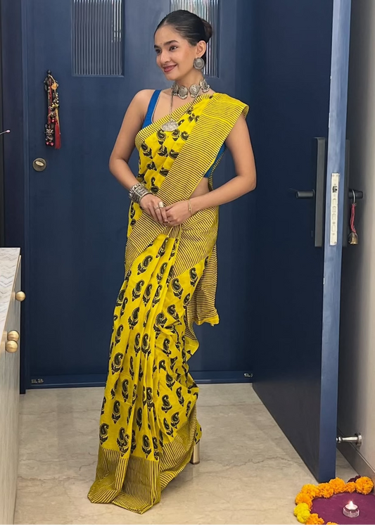 Anushka Sen Mul Cotton Saree